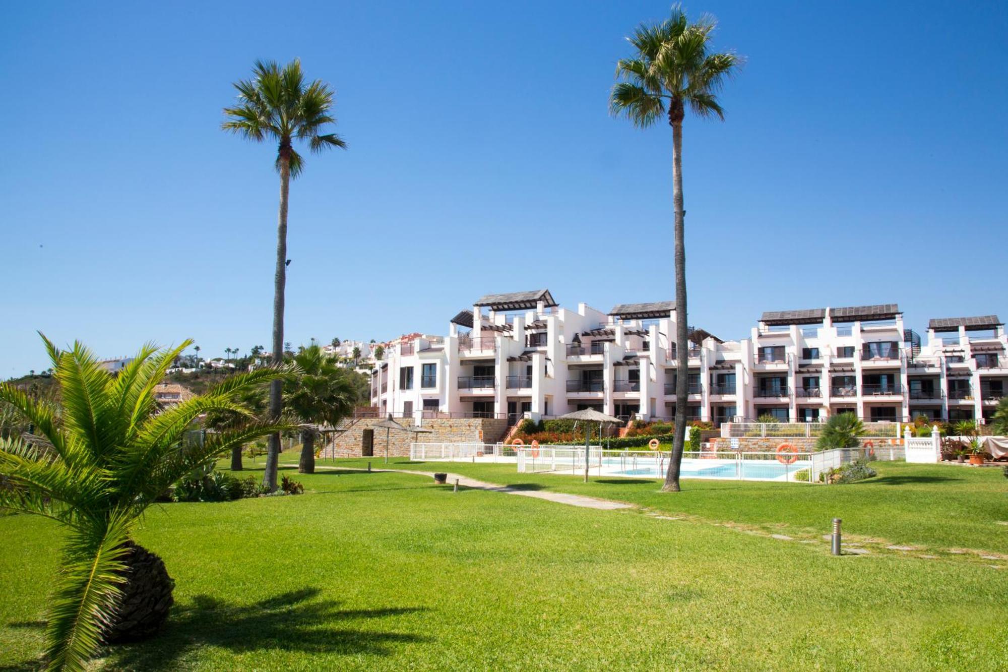 Luxury Casares Del Mar Dp7 Apartment Exterior photo
